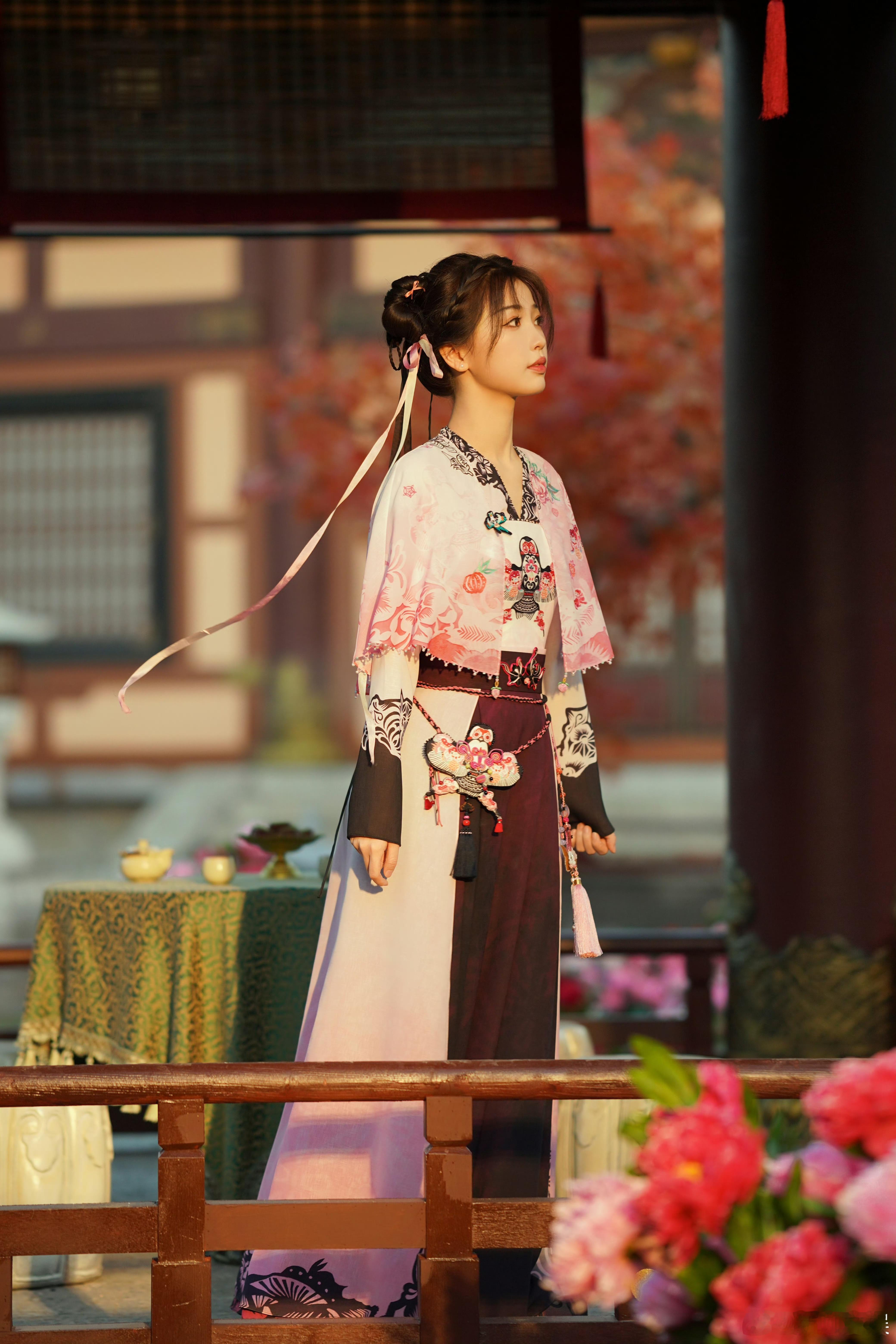 #虞书欣九月行程已送达##虞书欣九月有录音工作# 虞书欣的九月行程涵盖了杂志、综