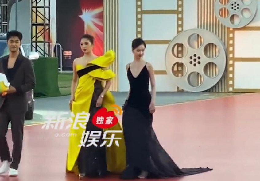 陈都灵、关晓彤 一起走红毯！陈都灵、关晓彤红毯同框了！两位大美女！ 