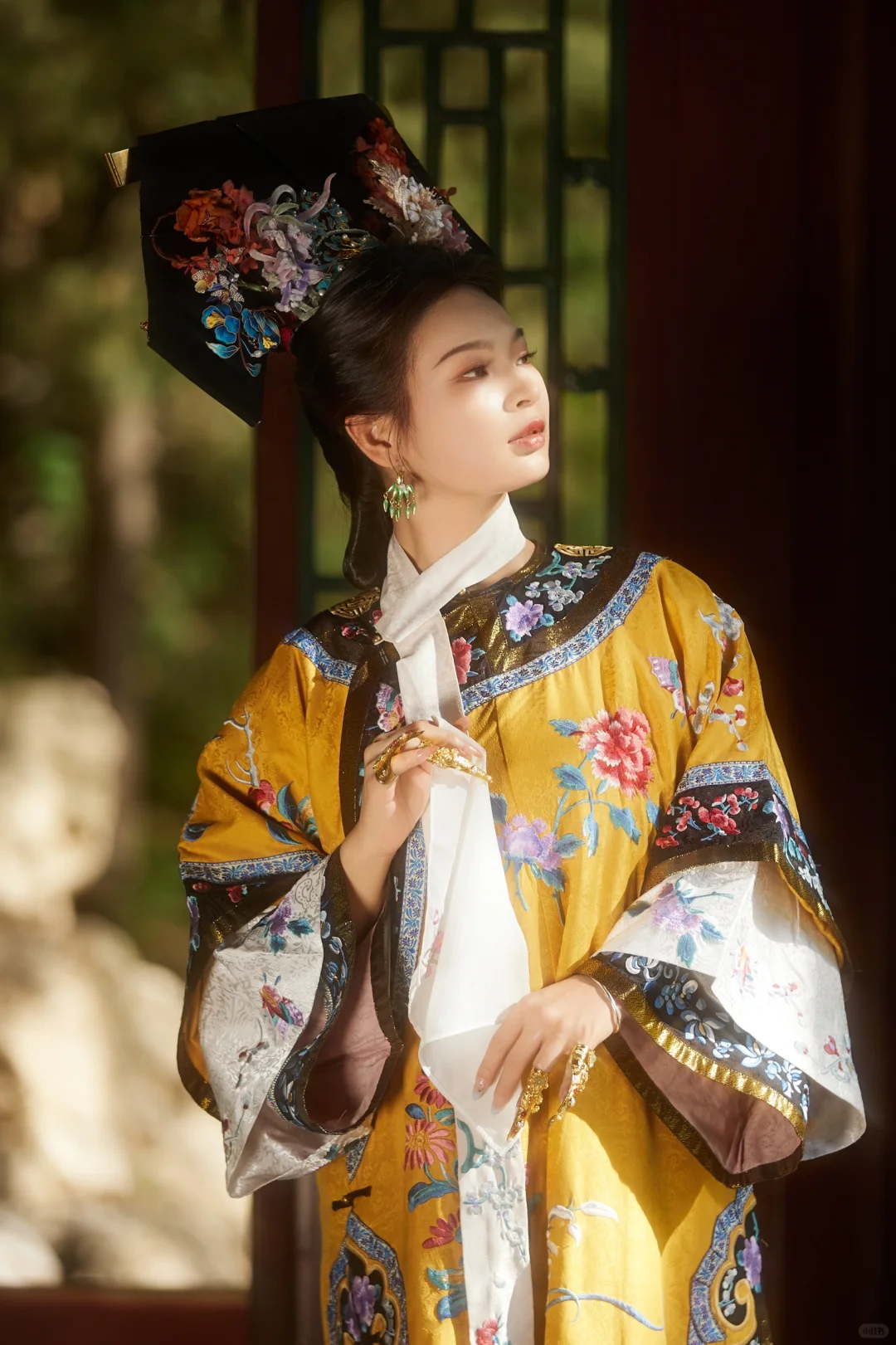 客妹说她是叶赫那拉氏的后人……
