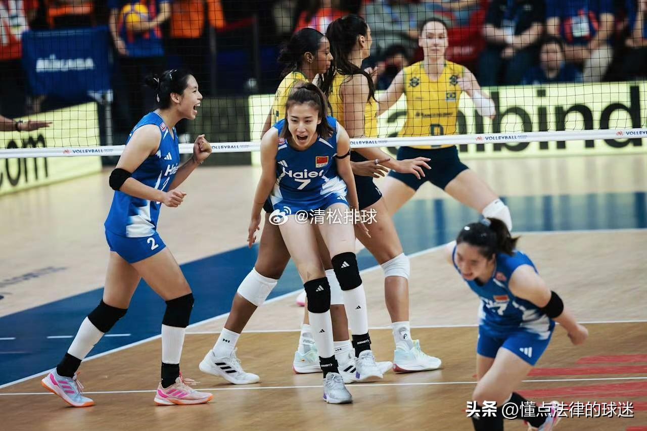 中国女排1-2巴西女排（比赛进行中）
世界女排联赛第二站：
中国女排🇨🇳VS