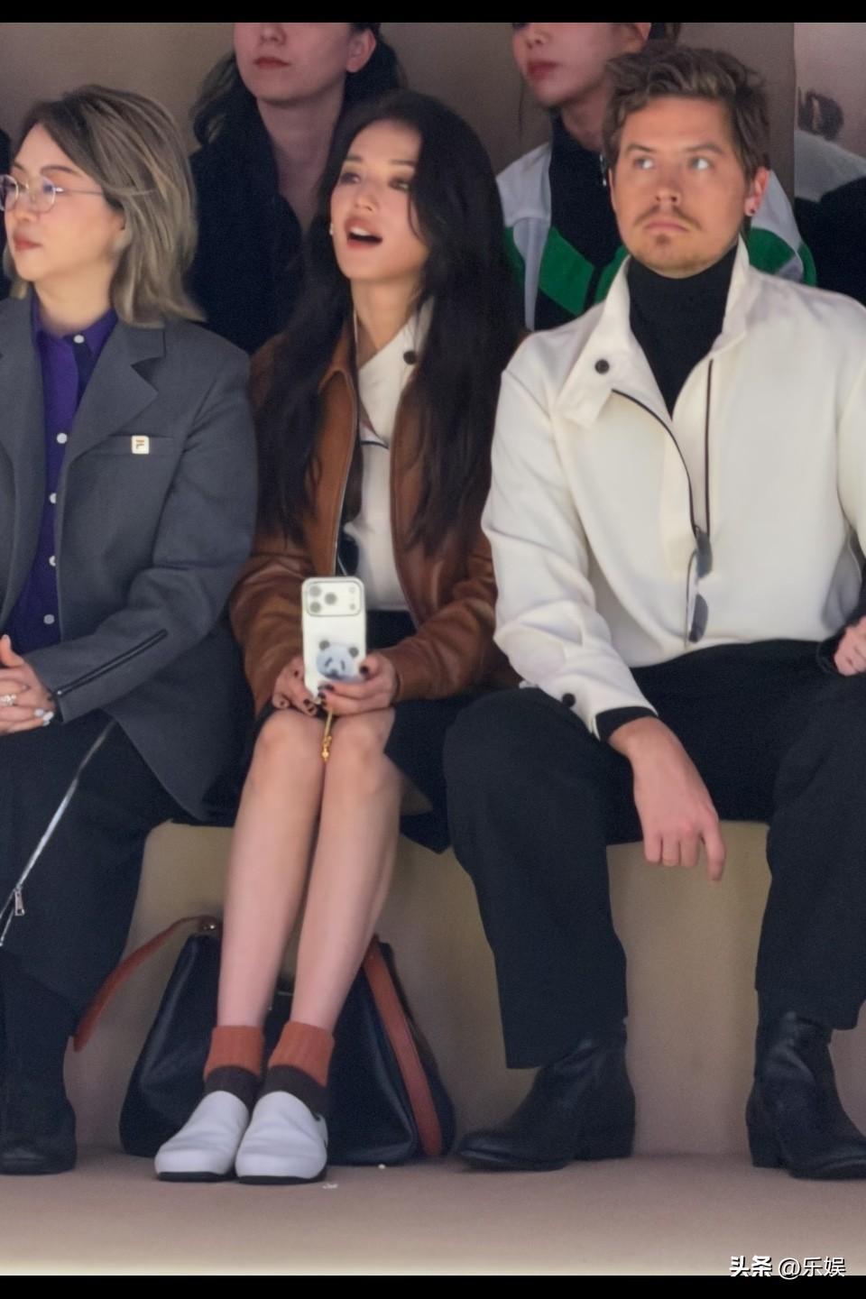 年近50还能那么有气质女人味舒淇真的不一样！舒淇身上有种自带天然的松弛感，这种松