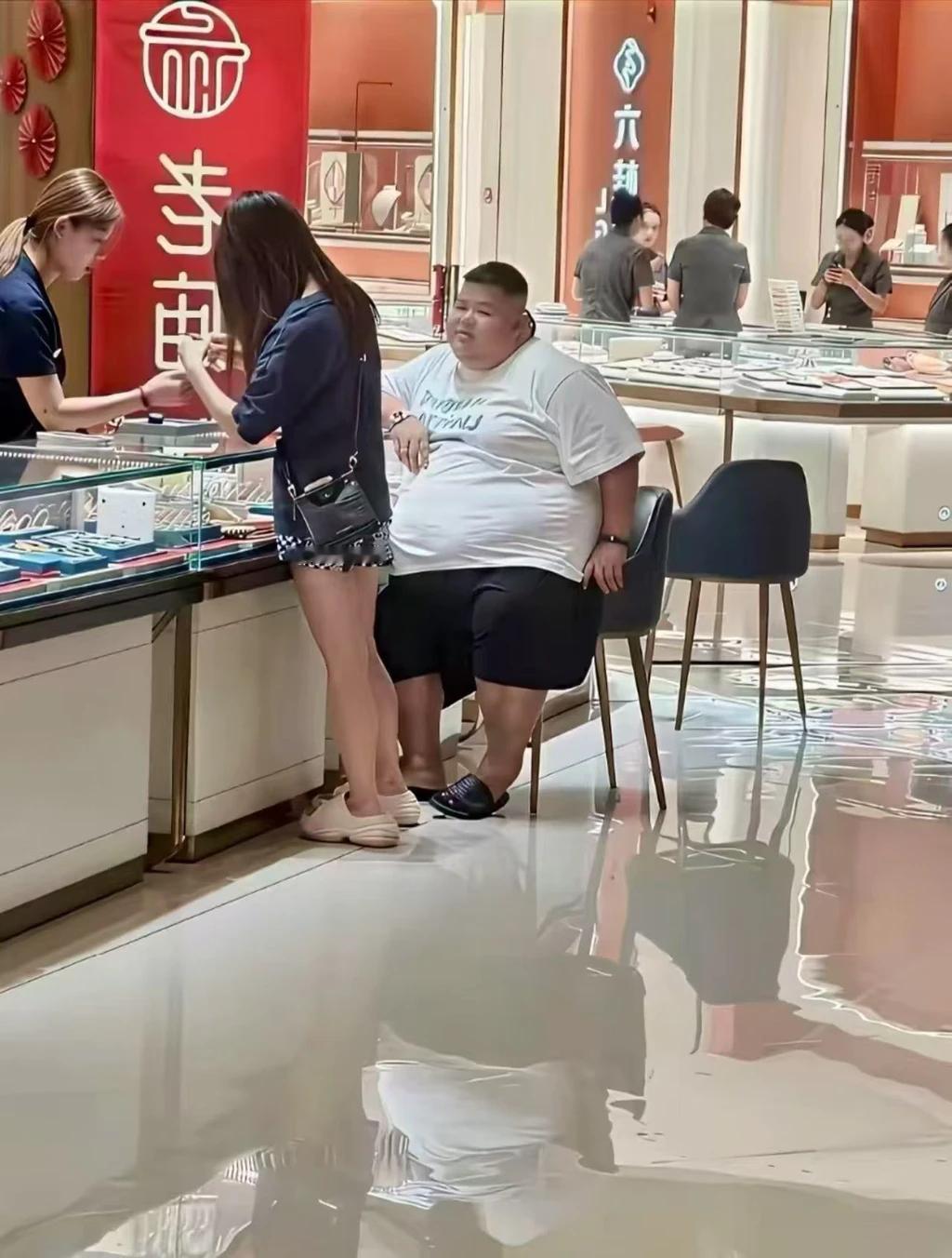 这一刻!我又相信了爱情