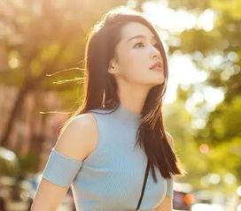 女人这辈子怕谁我跟你讲，不是怕男人变心，也不是怕婆婆找茬，最怕的是自己兜里没钱、