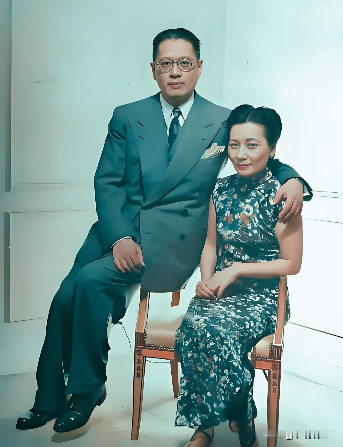 宋子文不咋帅，宋美龄也不咋美！瞧瞧一九四六年在南京别墅内的宋子文和他的妹妹宋美龄