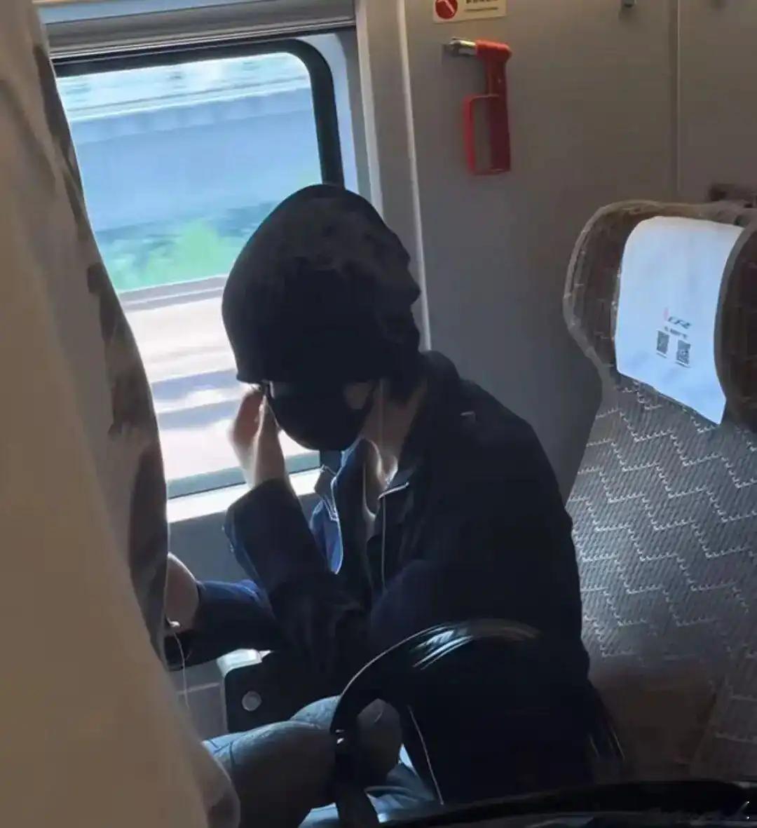 🌊李权哲道歉🌊李权哲道歉         大家体谅一下他吧！        