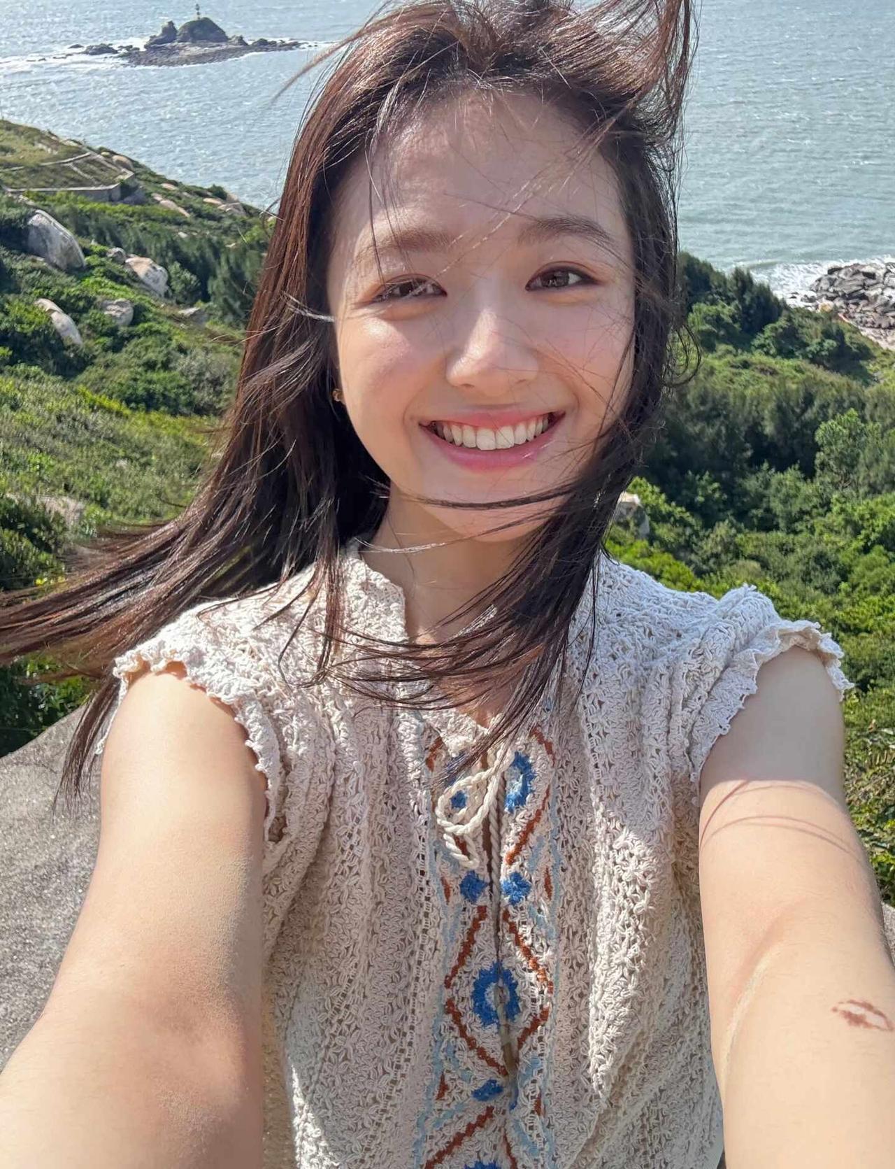 点两下屏幕
李兰迪刘诗诗