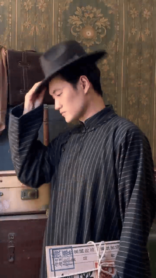 袁弘发的是什么无声密电传递隐秘信号，袁弘用短视频解锁电影密档新彩蛋 ​​​
