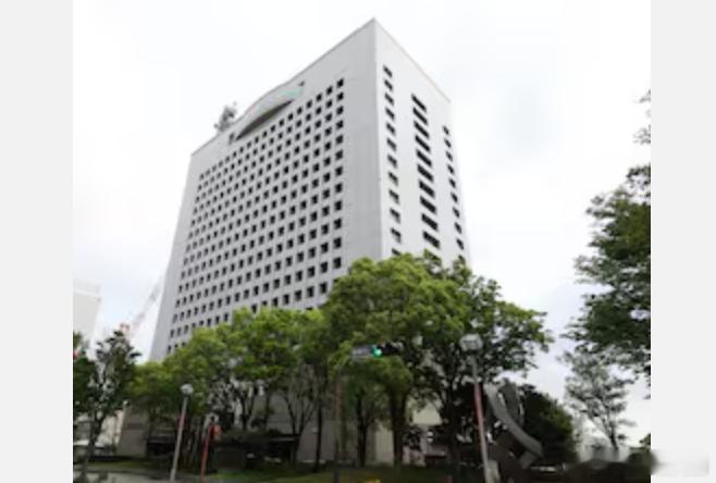 【神奈川县两警员执勤期间警局内发生性行为 被减薪处分】 神奈川县警察厅7日对两名