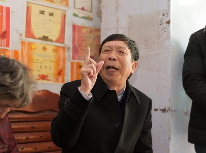 年近七旬的刘朝瑞，在退休四年后被查，成为南阳市今年以来落马的第五位厅级干部。
