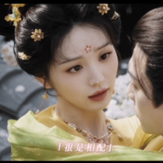 女主一句话让男主倾家荡产 武祯只是讲崴了脚、脏了鞋，梅逐雨在《子夜归》里的反应超
