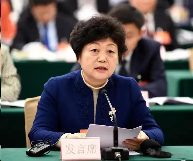 前山东大学校长，樊丽明的“女伴制度”引发了巨大争议，而她竟然高升教育部！这可真是