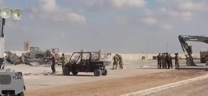 美军方已经证实，美国亚伯拉罕·林肯号航母打击群已部署到中东。
媒体分析，美国和以