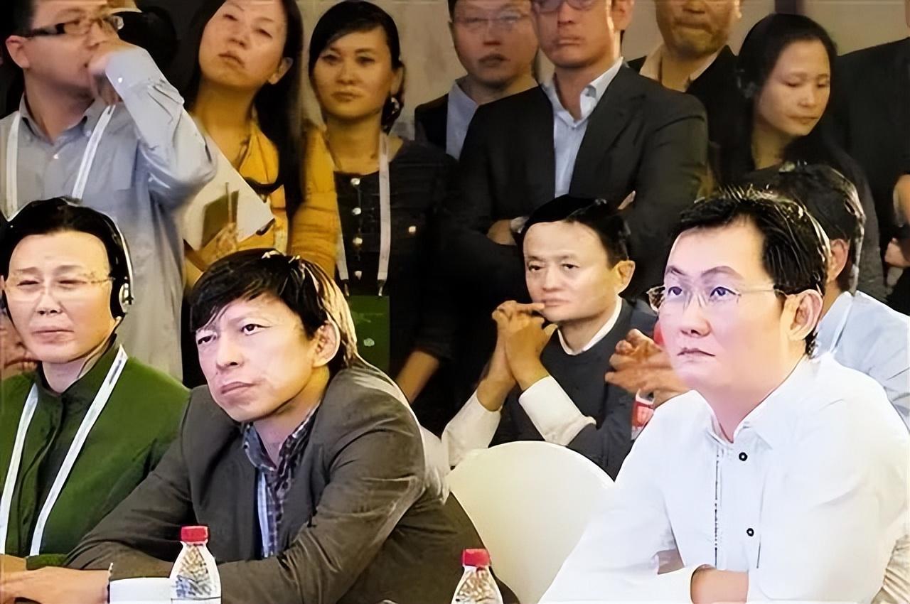 张朝阳：我在酒吧唱歌玩，叫马云来，他到12点才到待半小时就走了
搜狐创始人张朝阳