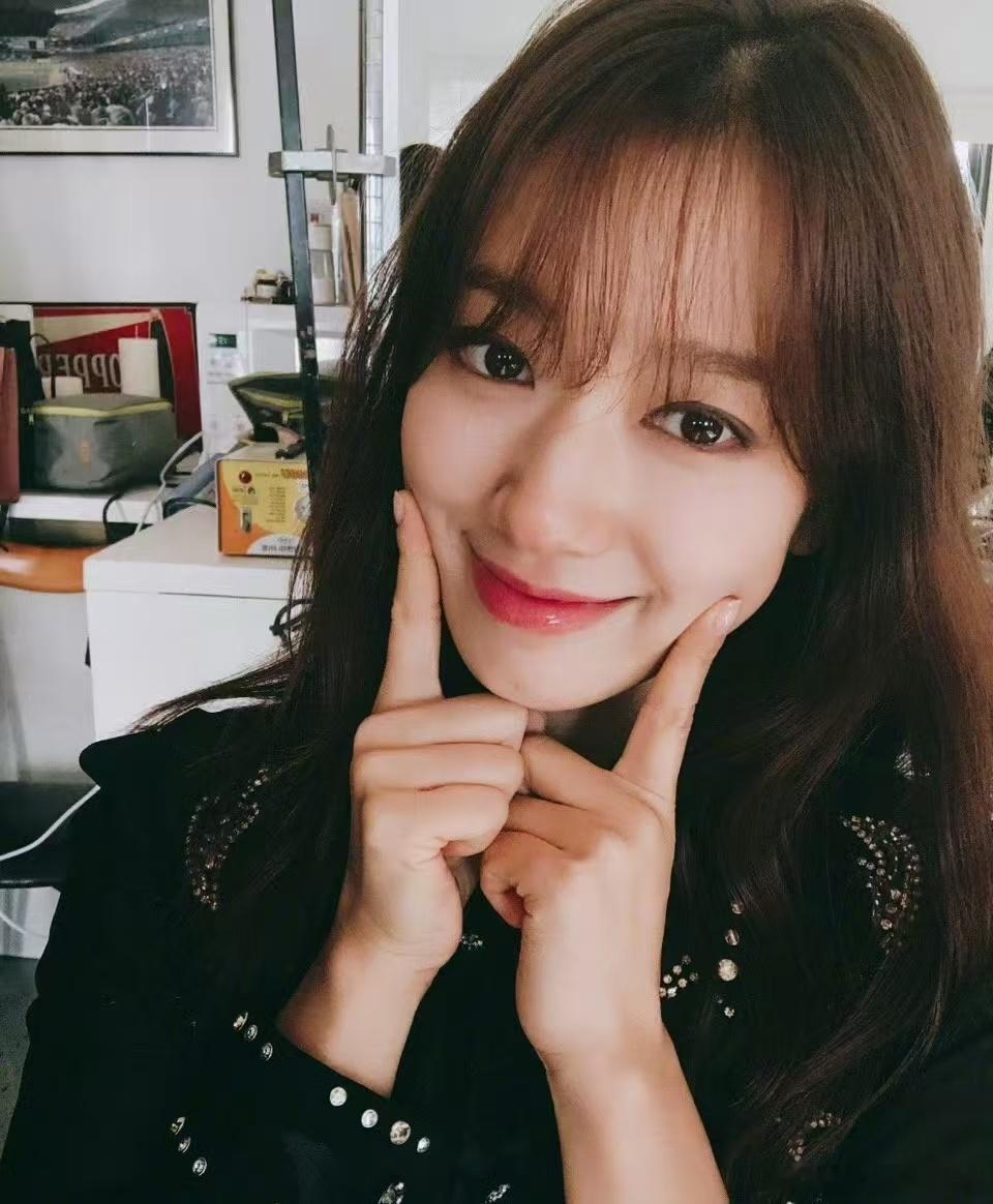 朴信惠什么时候怀的一胎朴信惠已经是二孩妈了 记忆还停留在她官宣一胎，没想到已经升