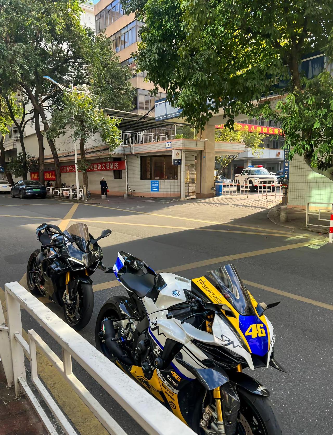 玩车的环境越来越差 坚持下去的又能有几个。