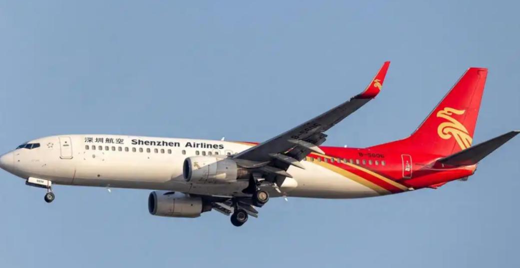 就在昨天下午，中国三大航空公司突然宣布，1月26日下午，中国国航、东航、南航三大