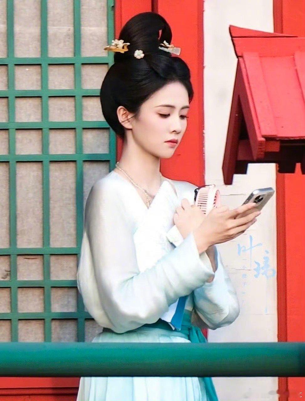 白鹿姐姐状态越来越好啦！[么么哒] ​​​