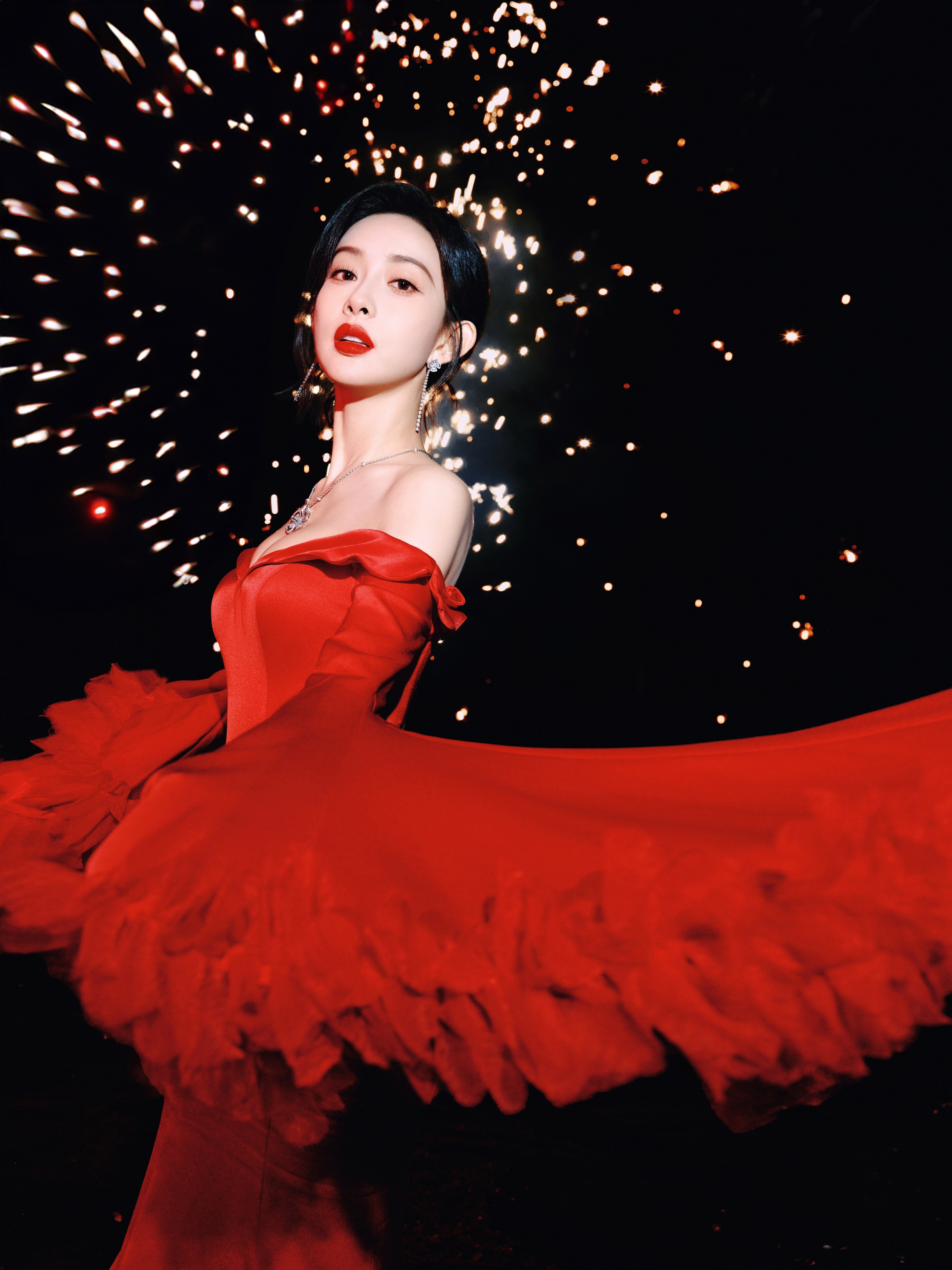 红色真美啊 孟 🥰🌺🌺🌺 