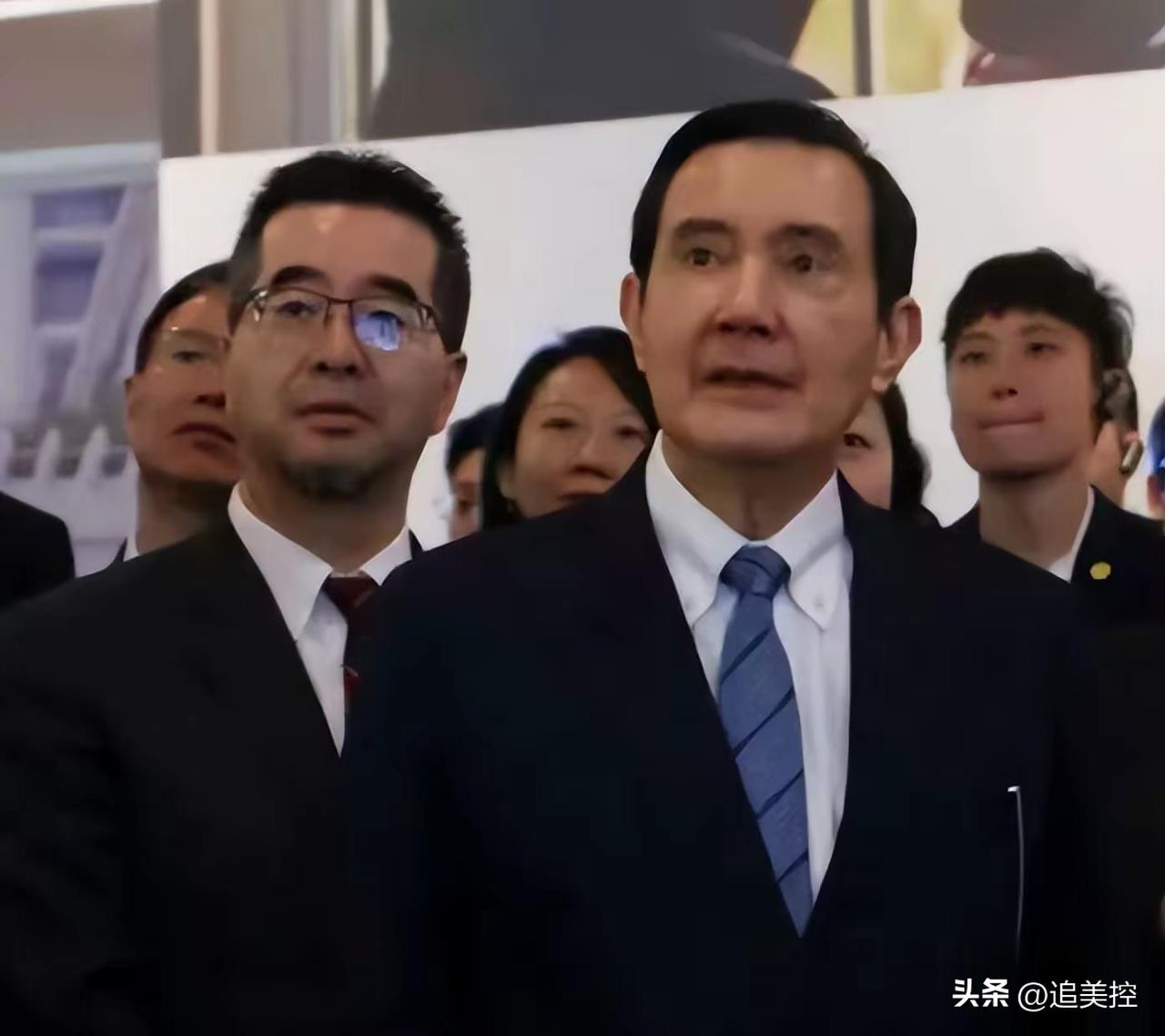 我知道国民党为什么从大陆退出独守台湾岛，也丢了在台湾的主导权和执政权。
    