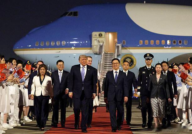 现场大图，终于看清随行人员。特朗普访问中国现场画面特朗普访华