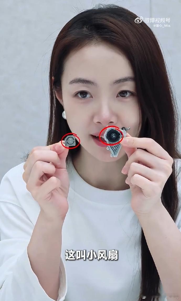 这么对比下，K90 Max这个风扇尺寸确实很夸张啊