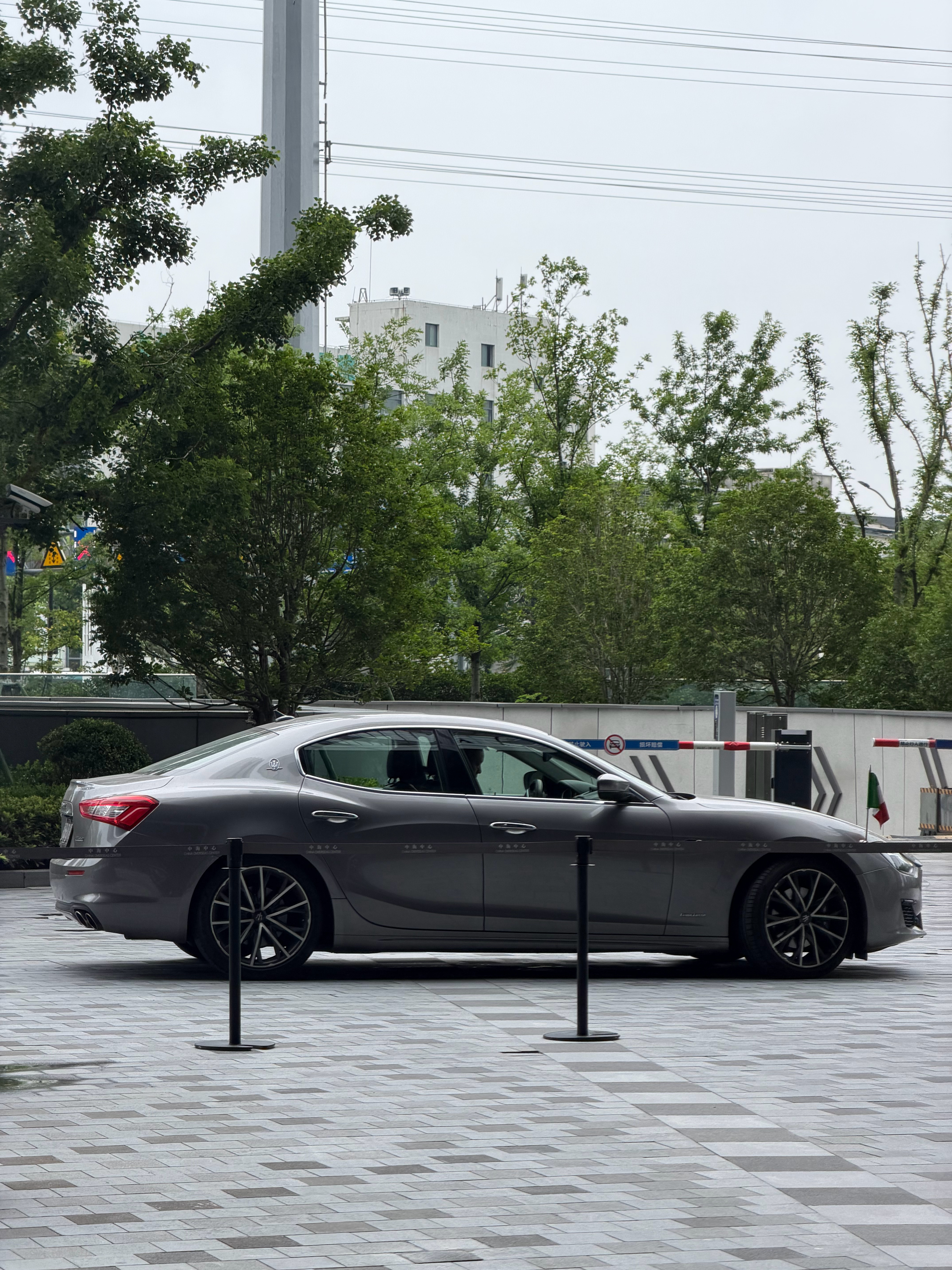 最近参加的活动，和意大利上海总领事的重合度极高。 