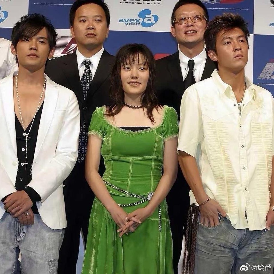 陈冠希为什么这么不屑，他和周杰伦是有什么恩怨仇恨吗？ 