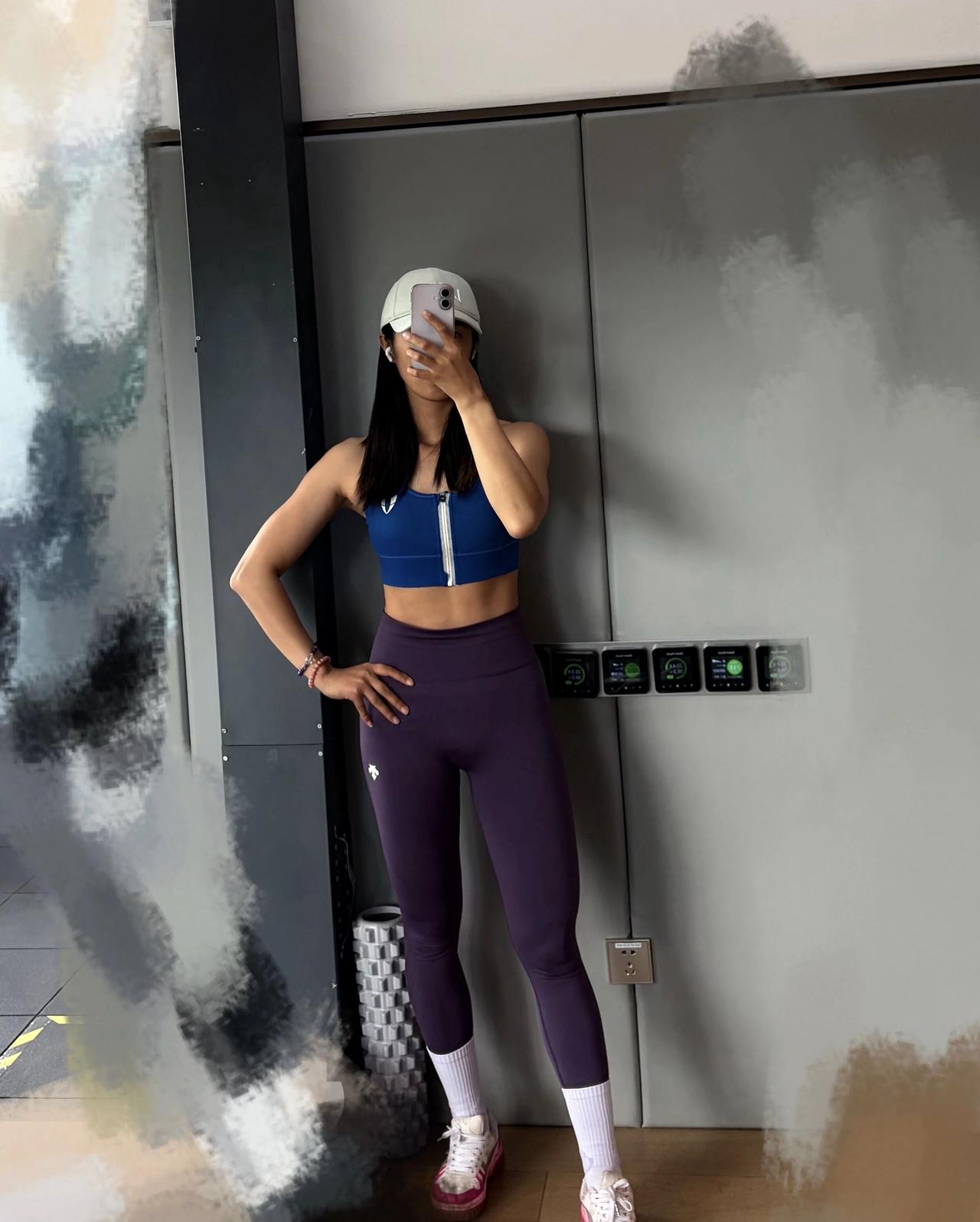 健身女孩，活力满满！💪🏋️‍♀️健身女身材 健身女私照 性感健身女孩 颜值健