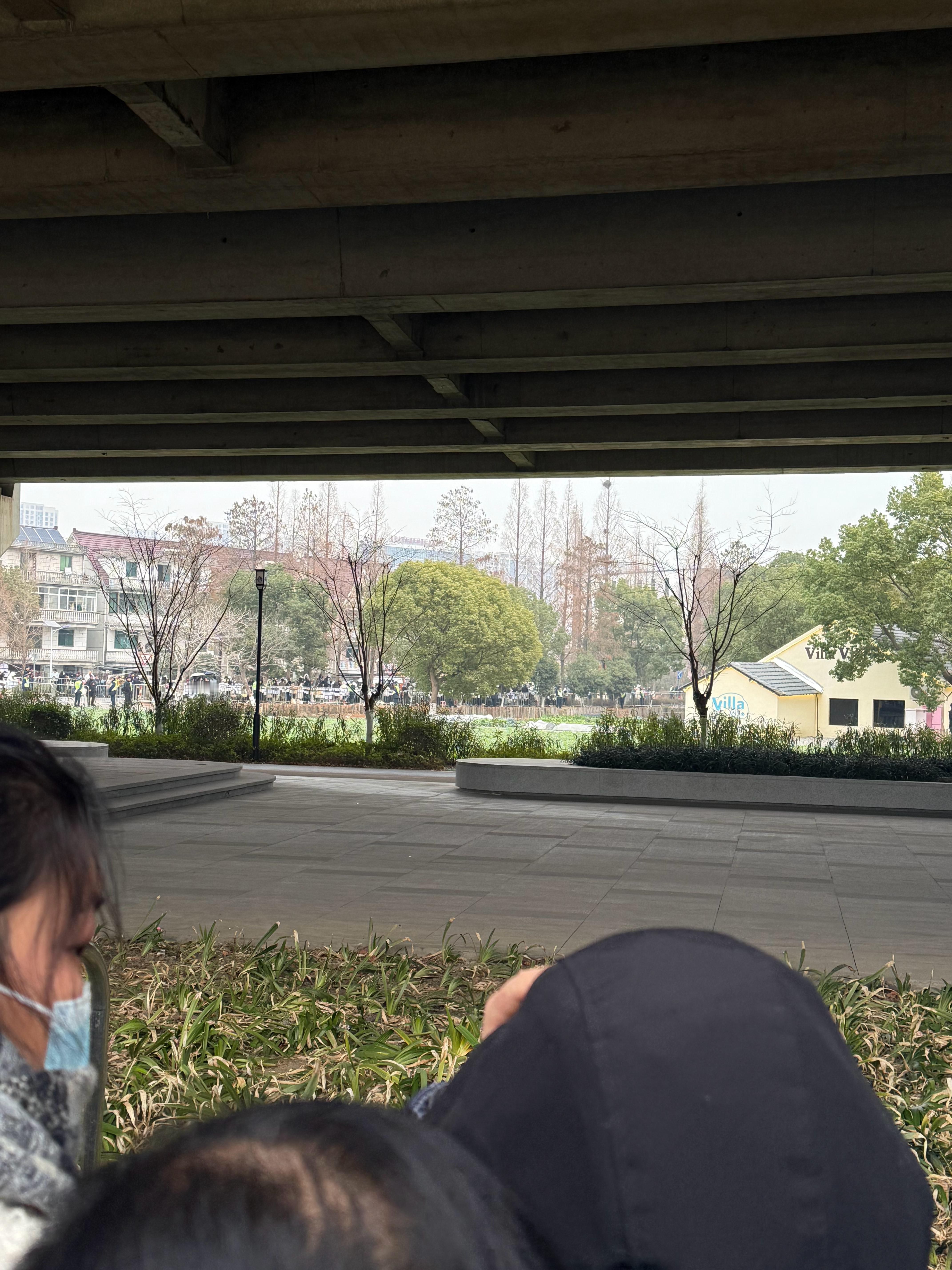 没等到要赶高铁了就走了白梦妍我们下次见 