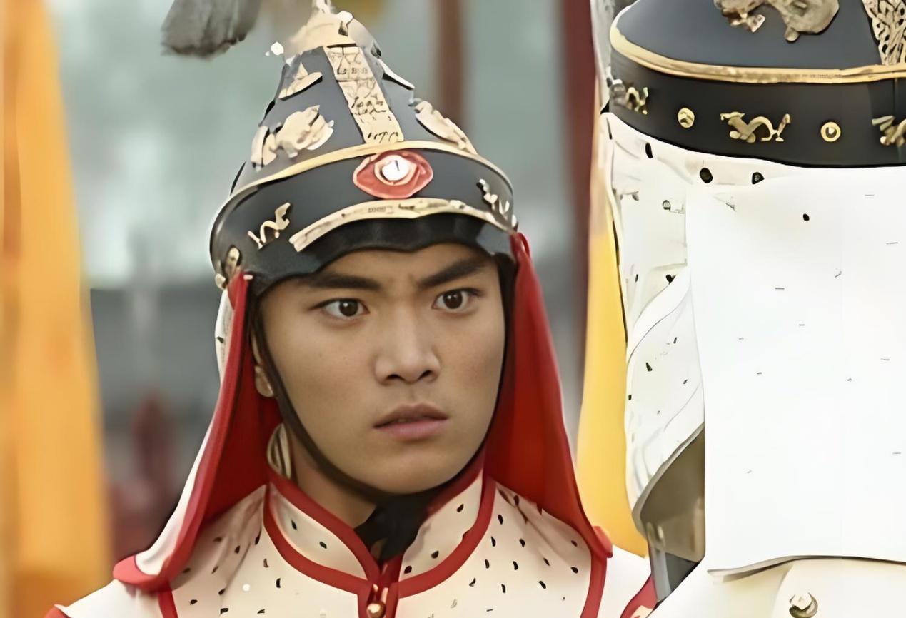 清宫电视剧几个永不过时的热门是什么呢？一个是宫斗，另一个呢，则是皇子之间为了争夺