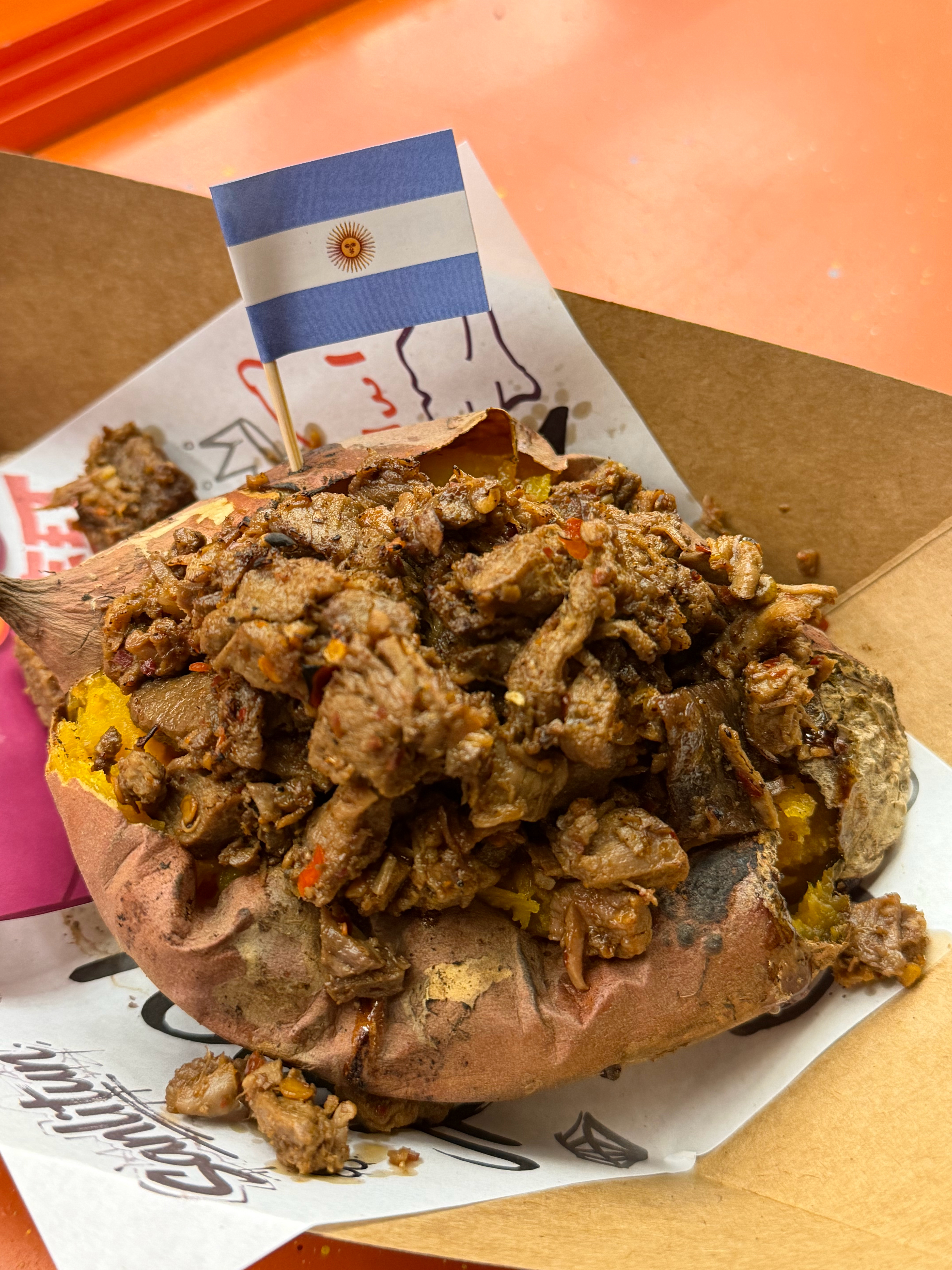 连卖阿根廷牛肉烤红薯的老板都说微博不行了！ 