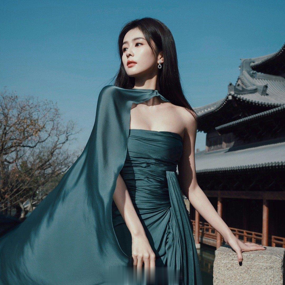 这套绿野仙踪简直绝了[羞嗒嗒]#白鹿 清丽美人# ​​​