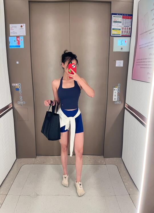 164.110斤 💙不控制饮食力量普拉提女孩子