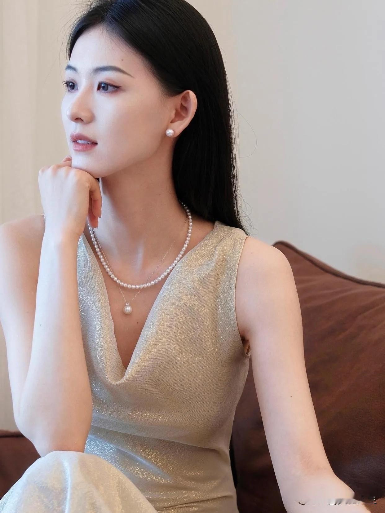 你敢每天发一张随手拍照片吗落日余晖映晚霞，傍晚的成吉思汗公园真是美极了！爱了爱了