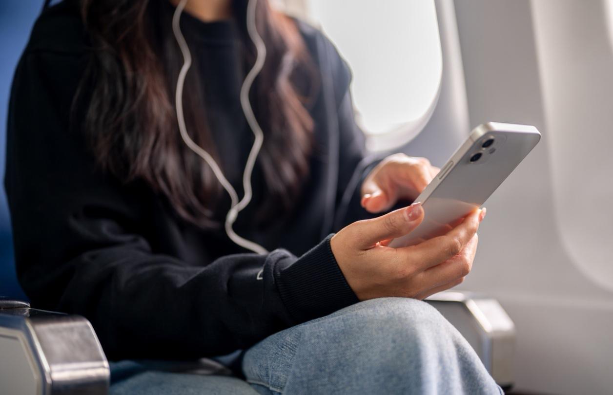 📱 每天“机”不离手近110分钟？最新阅读调查来了！

今天（4月20日），第