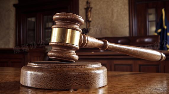 苟仲文一审被判死缓终身监禁苟仲文数罪并罚     :判处死刑，缓期二年执行，剥夺