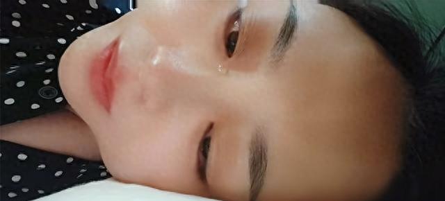 37岁没房没工作只剩两万
南京有个王琴（化名），今年37岁，离婚后带走了卖房剩下