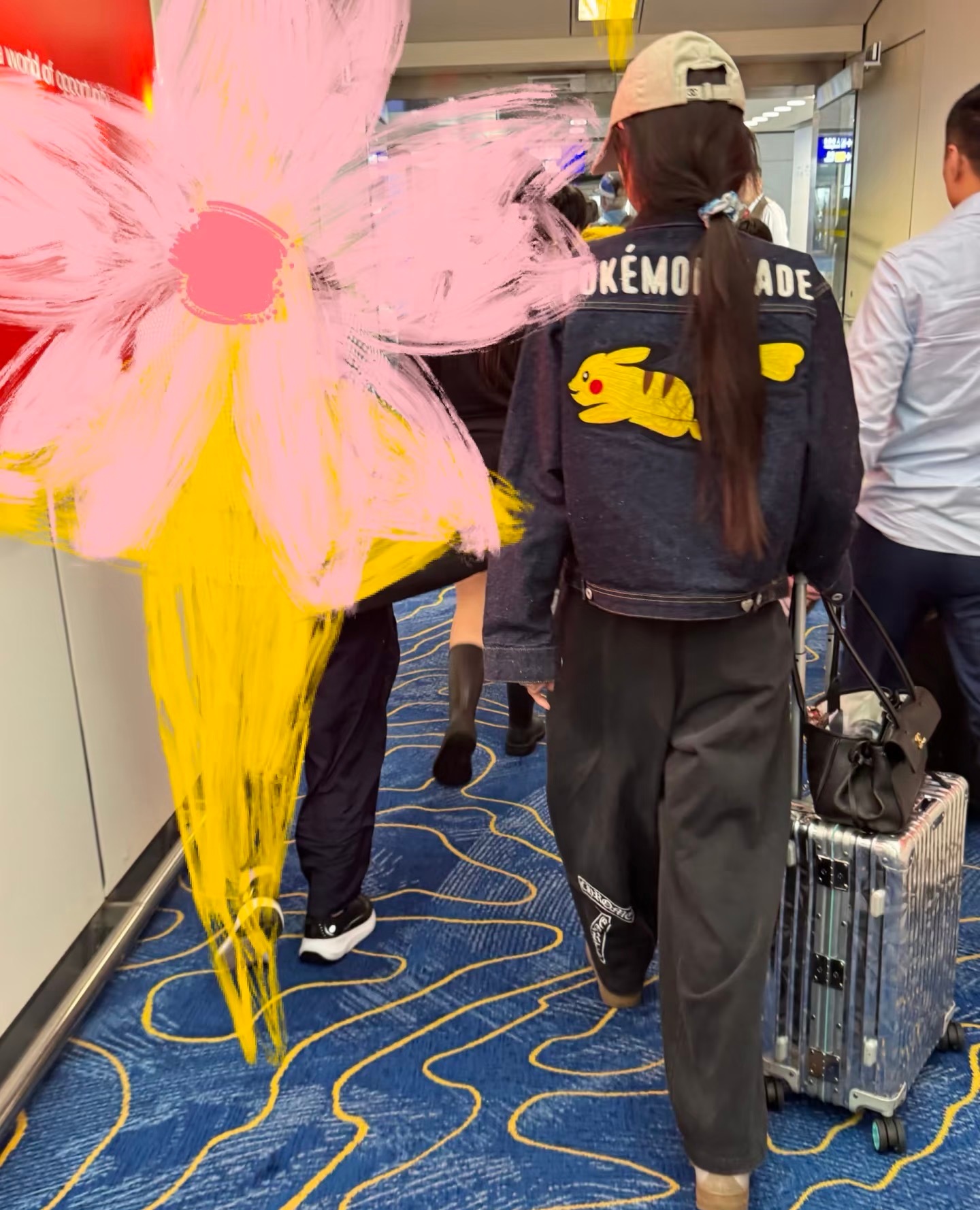 偶遇angelababy坐她后面偶遇baby还坐她后面是种什么体验啊！网友：an