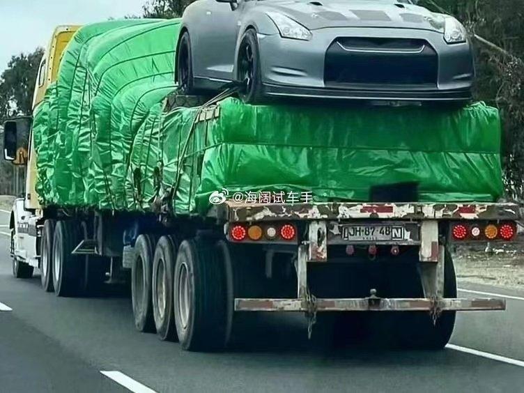 GTR现在的行情已经逐渐边缘化了~~~日产燃油高性能车的时代过去了！！！