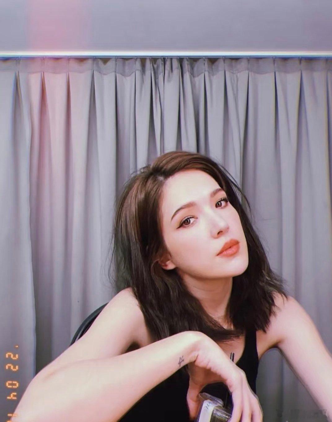 许玮甯：美女马卡龙，盛世美颜！ ​​​