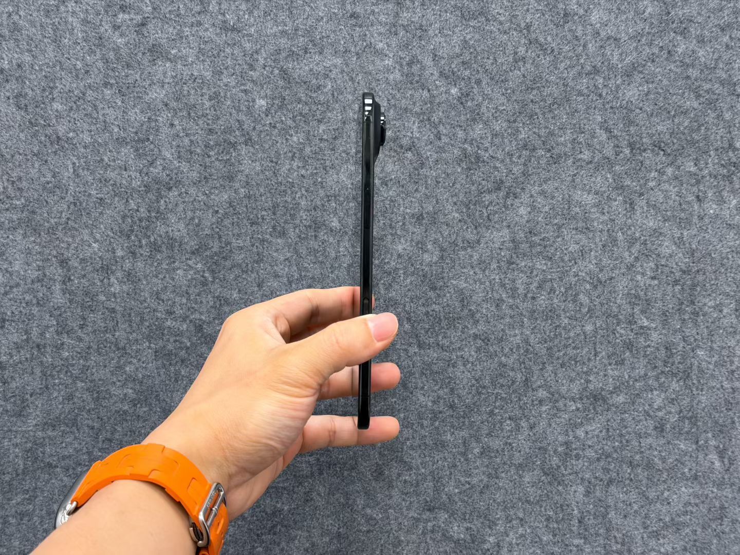 iPhone Air降价之后我发现我身边真的好多人直接买了所以之前大家都不买只是