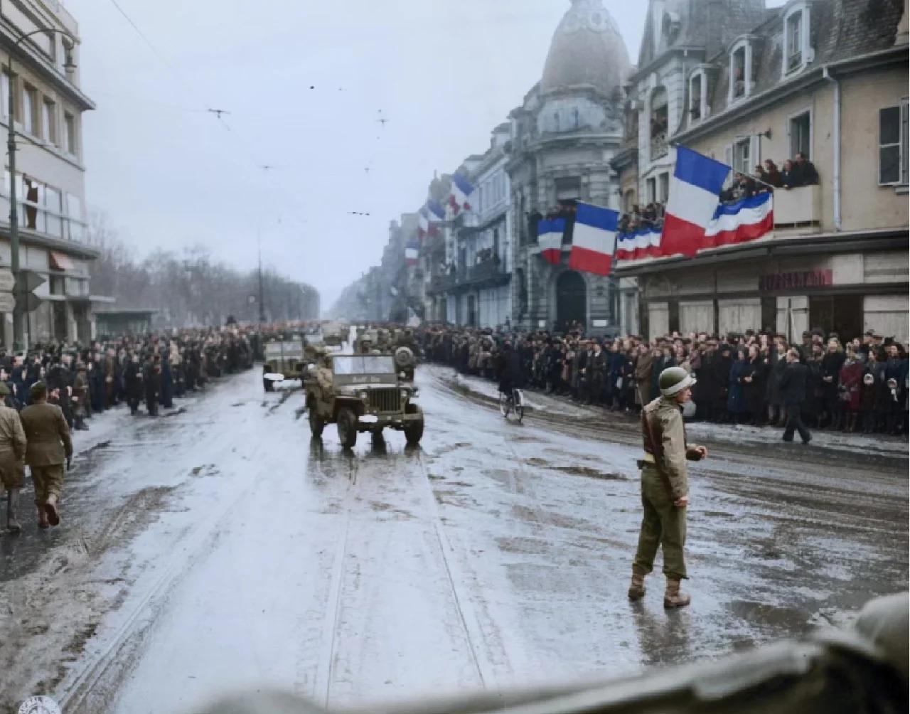 二战德国在哪里打败法国?
在第二次世界大战中，德国在1940年对法国的攻势主要发