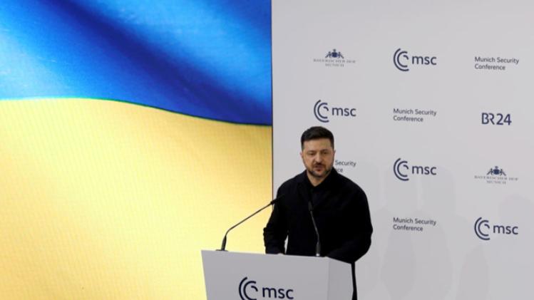 乌克兰宣布：3月29日，一条重磅消息突然传来！
表面上看，这是泽连斯基亲自奔赴中