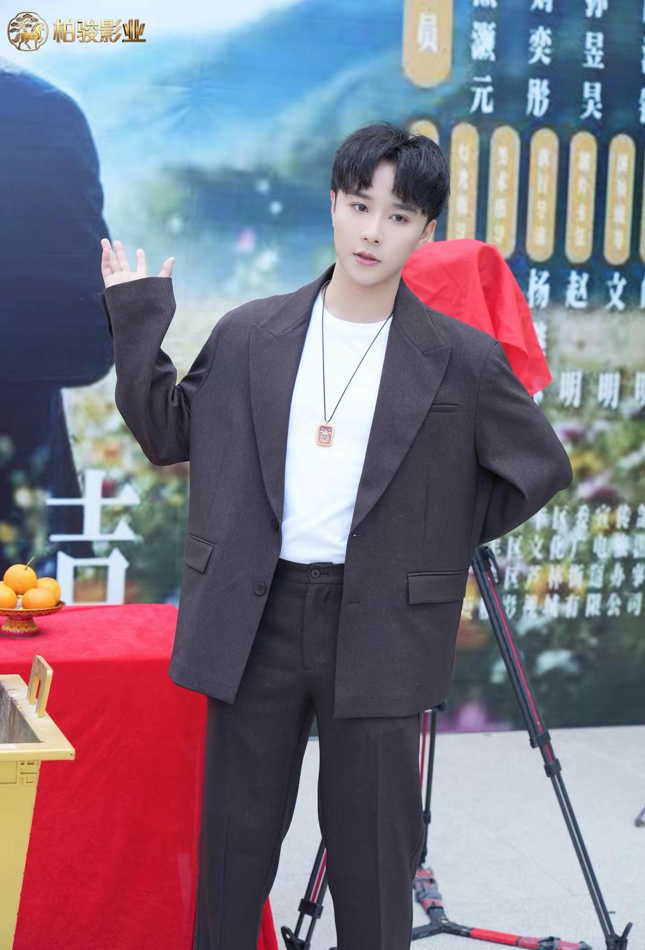 90后监制出品红果千部开机大吉！🔥🎬。柏骏影业 X 红果 千部计划继自己投资