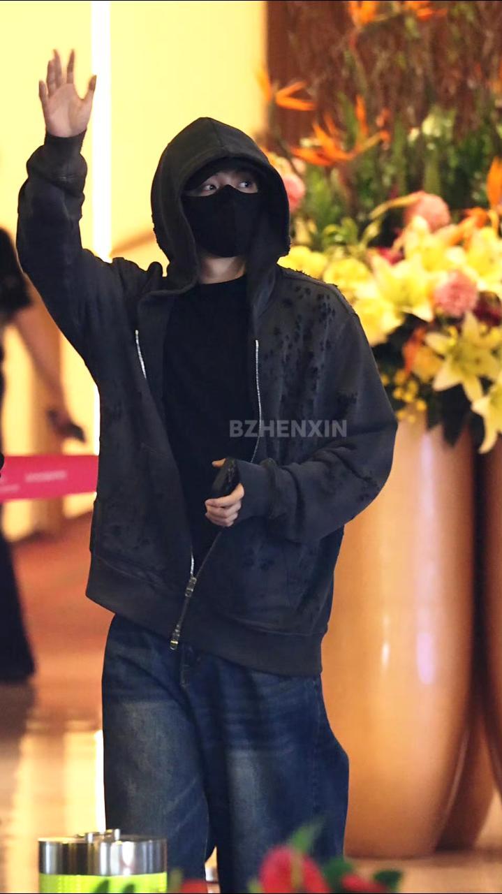 好瘦好帅啊啊啊啊我的宝