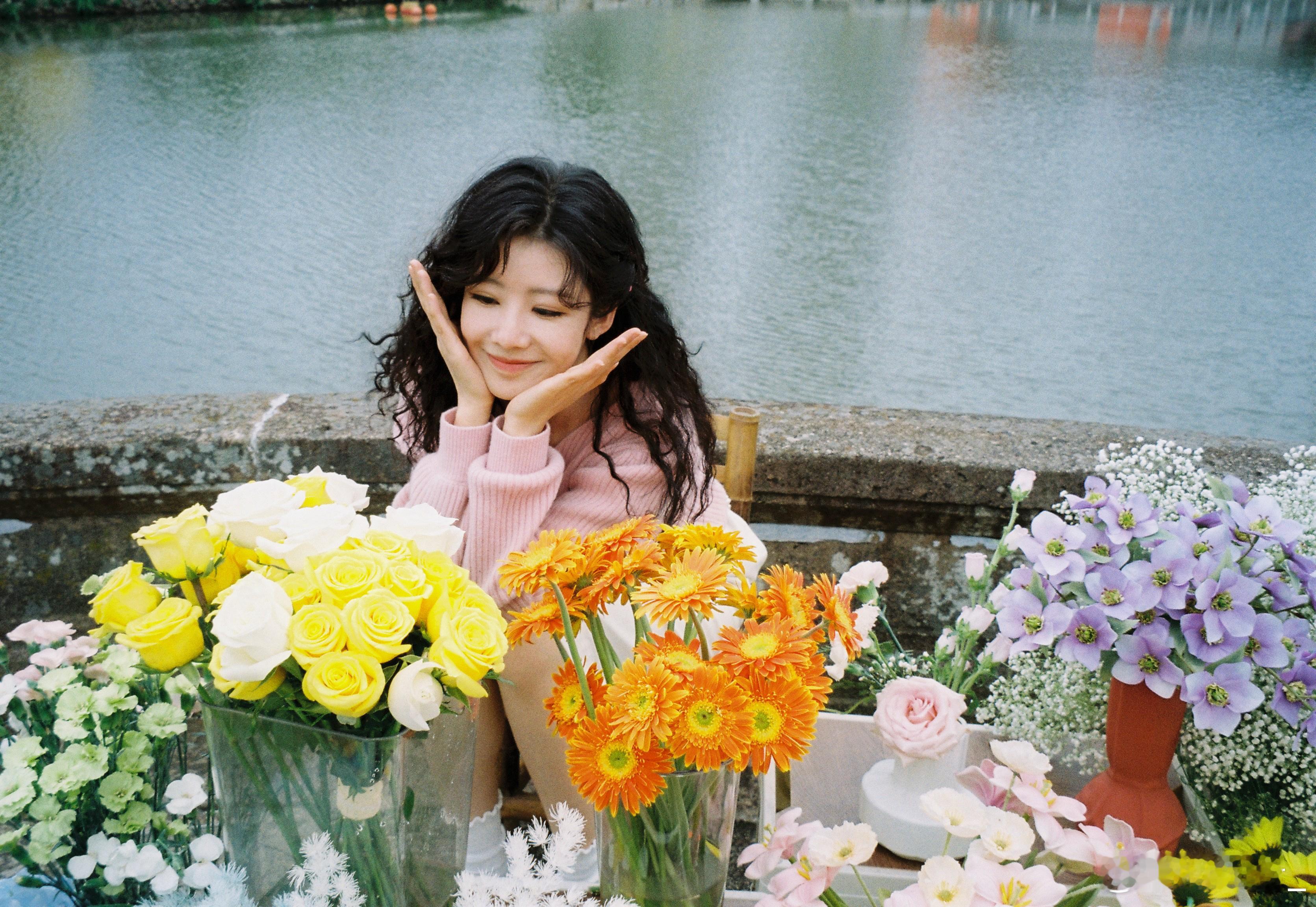 余生有涯今天就要跟大家告一段落了，但是楚楚一直在，她好像在笑着对我说，克服人性，