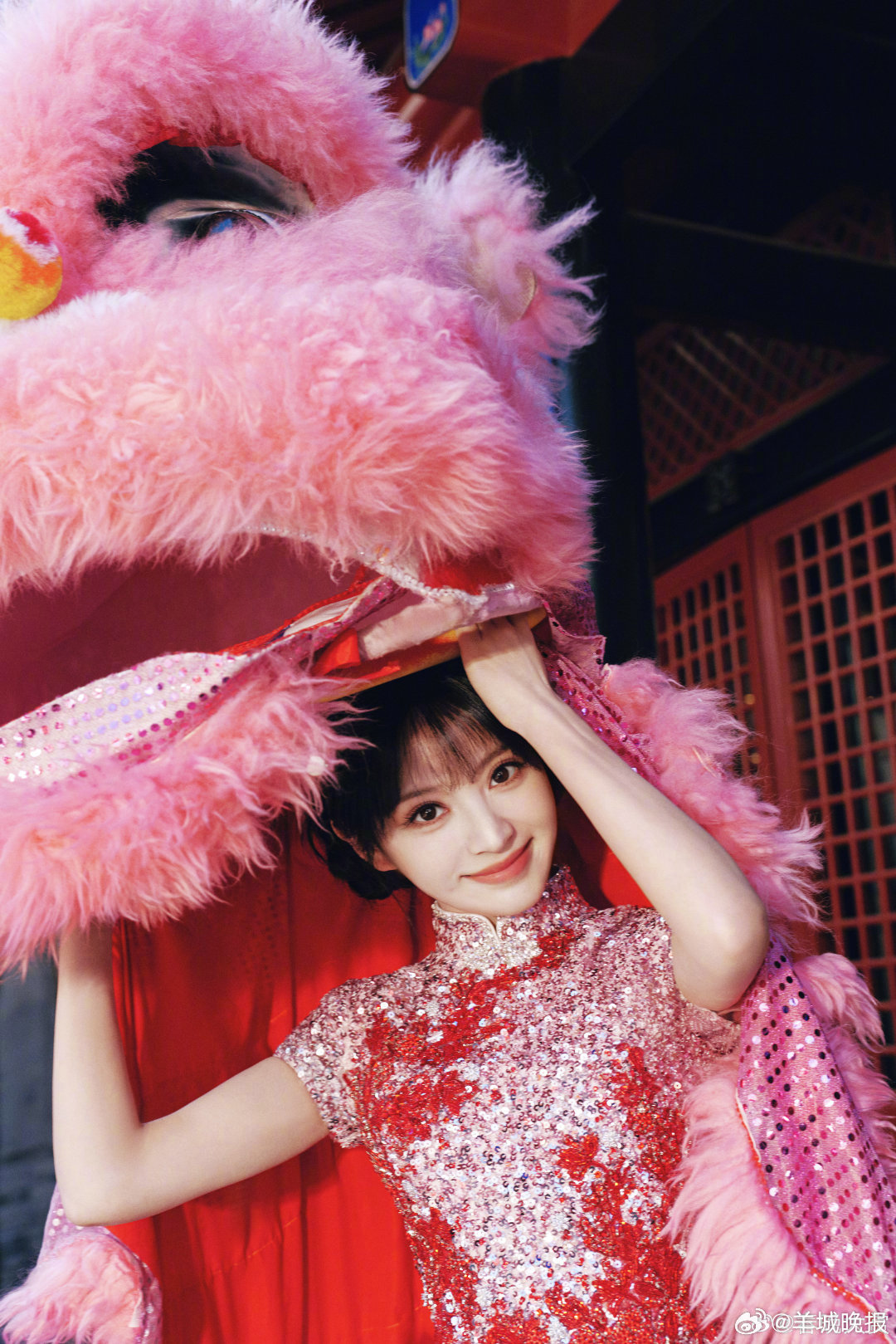 #春晚##田曦薇好萌# 福娃薇薇就像新年的第一颗糖果。今晚锁定总台春晚，让这颗小