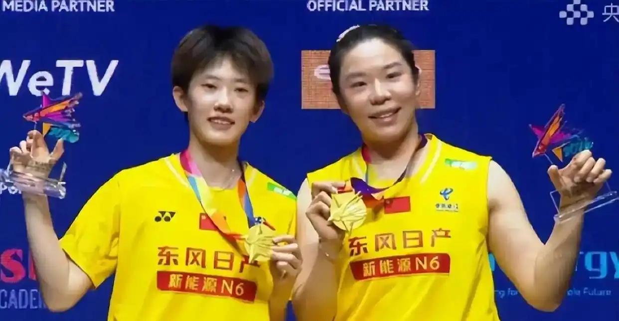 刚刚结束了一场2026澳大利亚羽毛球公开赛女双决赛，女双1号种子、世界排名第5的