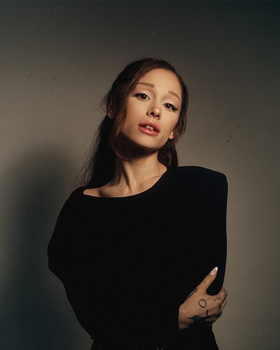 Ariana Grande 第八张录音室专辑『petal』媒体宣传写真一览：📸