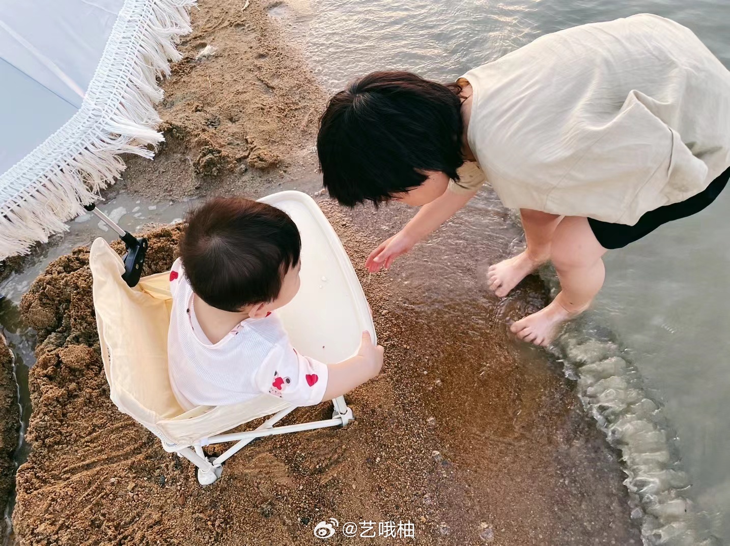 一眨眼，孩子已不知不觉中长大今天看见姐妹哭她是三个孩子妈妈，写下这段文字，写给自